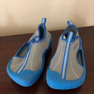 Speedo hybrid water shoe. Toddler size 7/8.